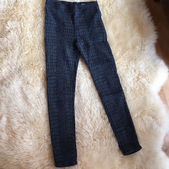 Hudson Evelyn Super High waist animal reptile print black gray back zip size 29 - Picture 3 of 10